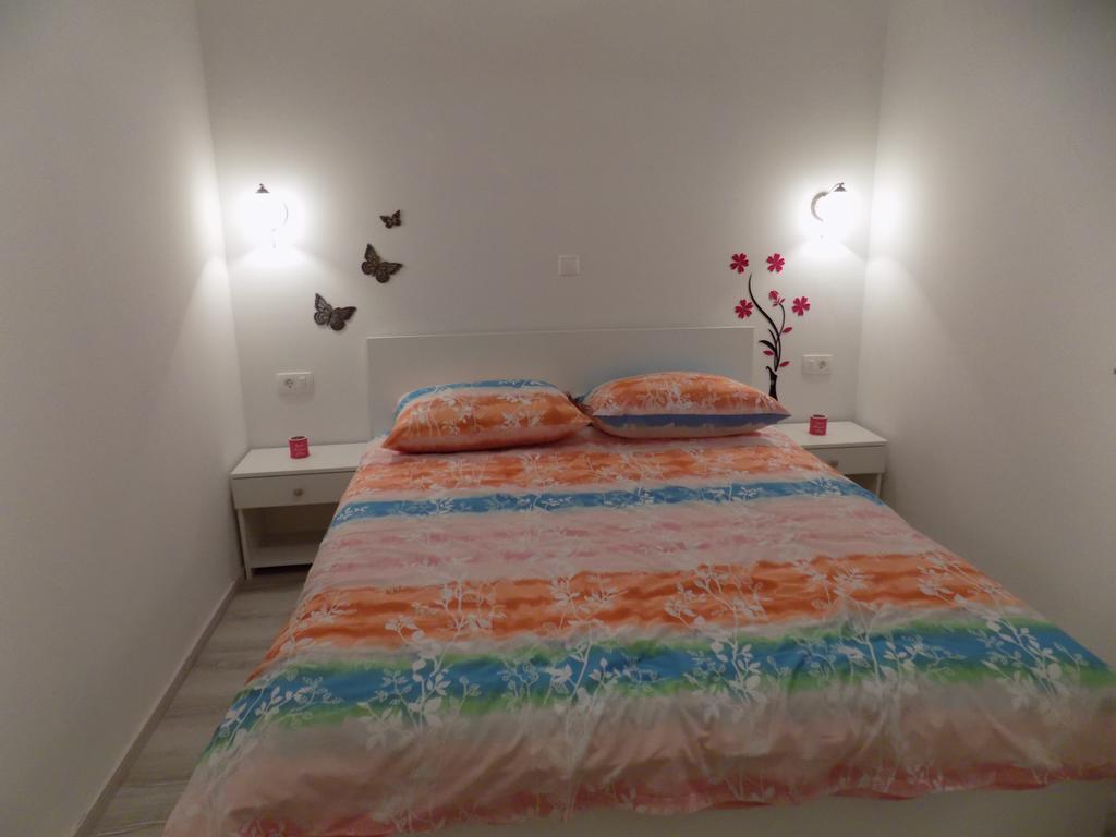 Apartments Sofija Vrsi Εξωτερικό φωτογραφία