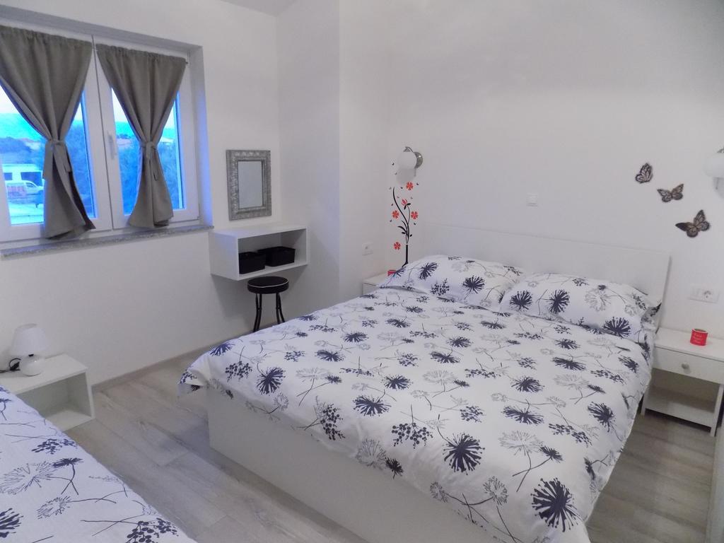 Apartments Sofija Vrsi Εξωτερικό φωτογραφία